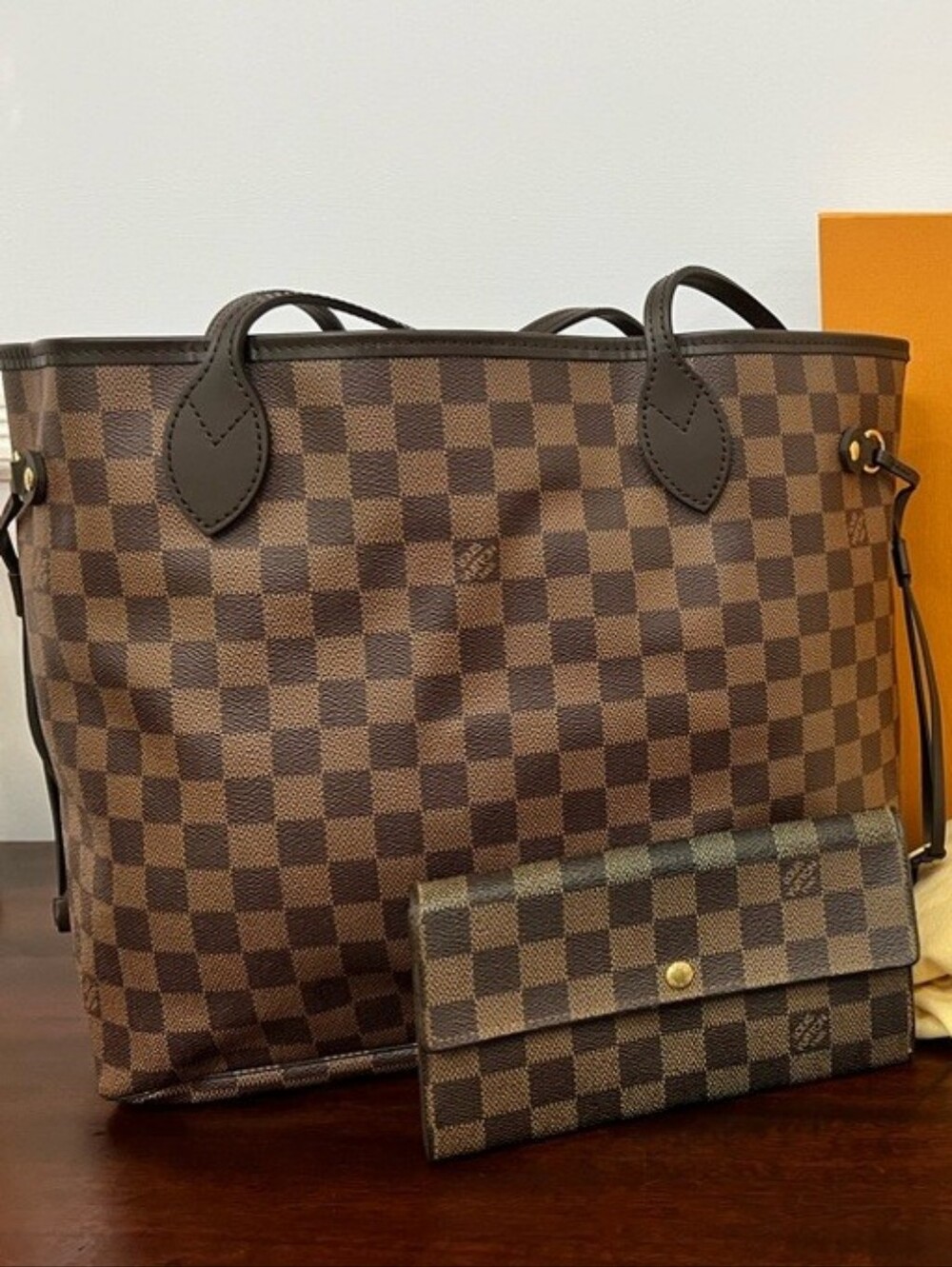 Authentic Louis Vuitton Neverfull MM Damier Ebene Sarah Long Wallet Included EUC